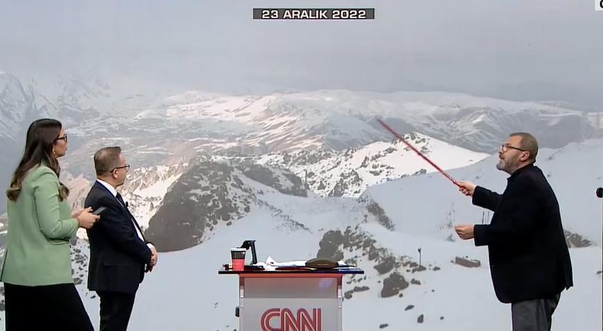 Özay Şendir’den sosyal medyadaki provokatif paylaşımlara tepki! Buna alet olmamak gerekiyor