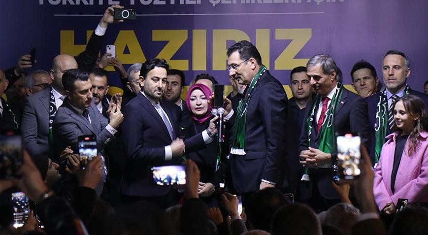 Cumhurbaşkanı Erdoğan, Sakarya’daki aday tanıtım törenine telefonla bağlandı