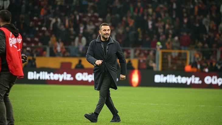 Galatasaray’da Okan Buruk’tan Sacha Boey cevabı! Transfer mesajı