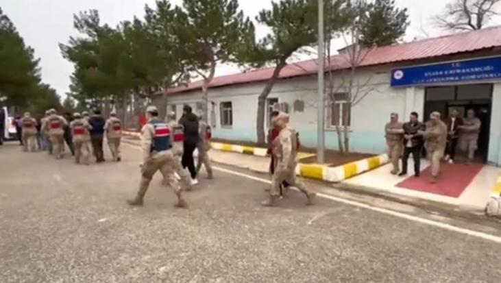 10 ilde operasyon: 33 şüpheli yakalandı