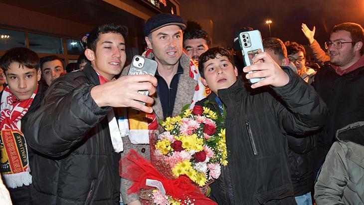 Burak Yılmaz resmen Kayserispor’da! İşte anlaşmanın detayları