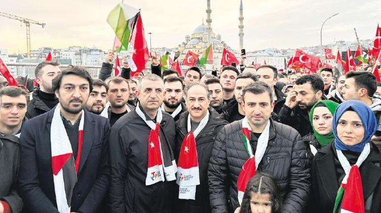 Şehitler ve Gazze için tek yürek