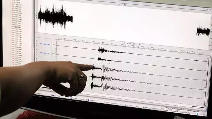 Adana’da korkutan deprem! Kısa süreli panik yaşandı