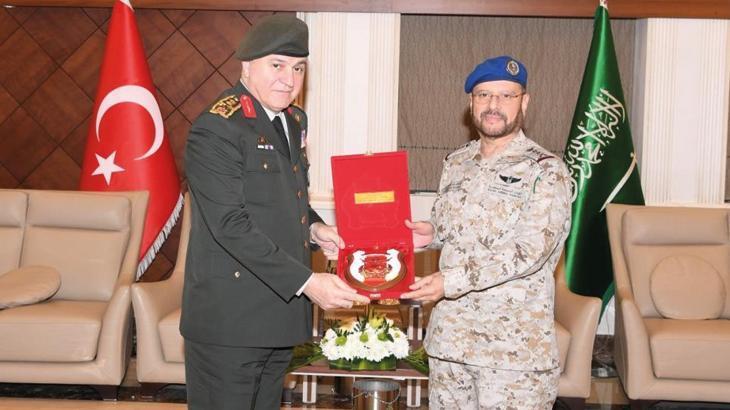 Genelkurmay Başkanı Metin Gürak, Suudi mevkidaşı ile görüştü
