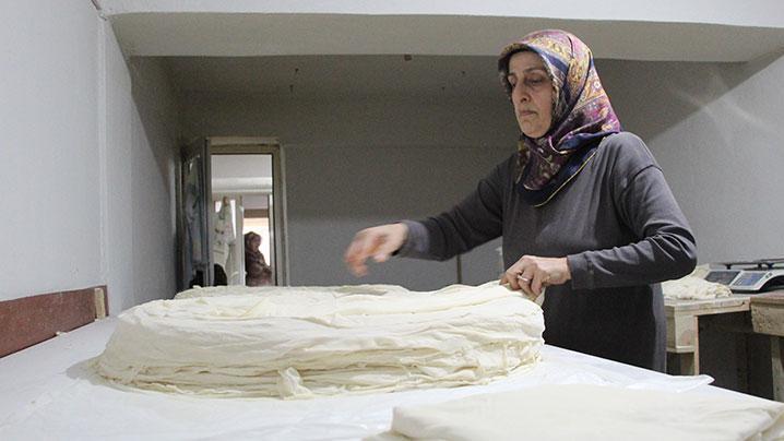 Devlet destek verdi: Günde 350 kilo yufka üretiyorlar