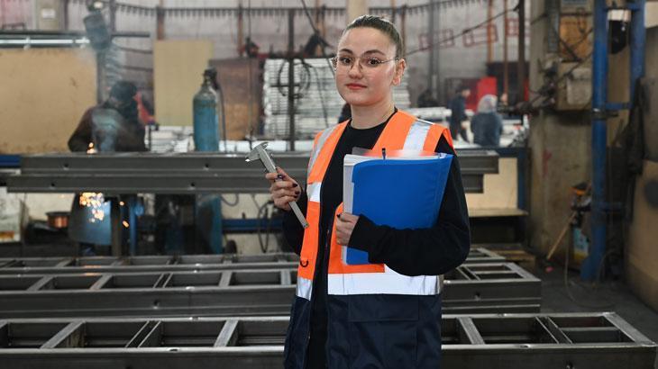 Sanayideki ara eleman sorunu çözüldü: Kadının yapamayacağı iş yok!