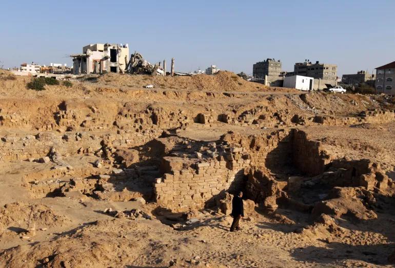 'Güzel olan her şey yok edildi': Filistinliler paramparça olmuş bir şehrin yasını tutuyor