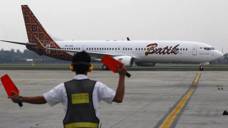 Pilotları yarım saat uyuyan yolcu uçağı rotasından saptı; bakanlık soruşturma başlattı