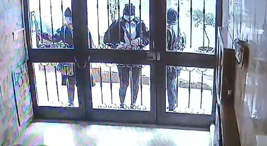 Gündüz vakti evlere girerek hırsızlık yapan kadınlar yakalandı