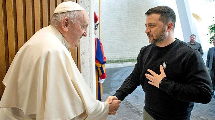 Ukrayna, Papa’nın ‘beyaz bayrak tavsiyesine’ tepki olarak Vatikan elçisini Dışişleri Bakanlığı’na çağırdı