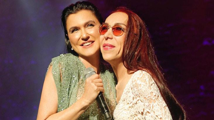 Şevval Sam sahneye annesinin uğruyla çıktı!