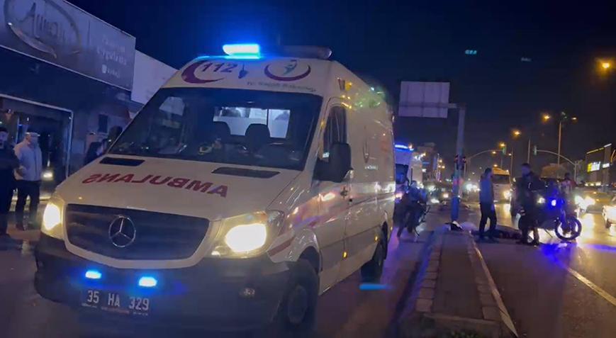 Yolun karşısına geçmeye çalışıyorlardı… Çifti kaza ayırdı