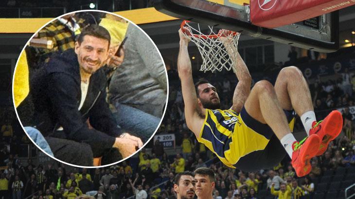 Euroleague maçında Fenerbahçe’den kongre göndermesi! Mert Hakan Yandaş sürprizi