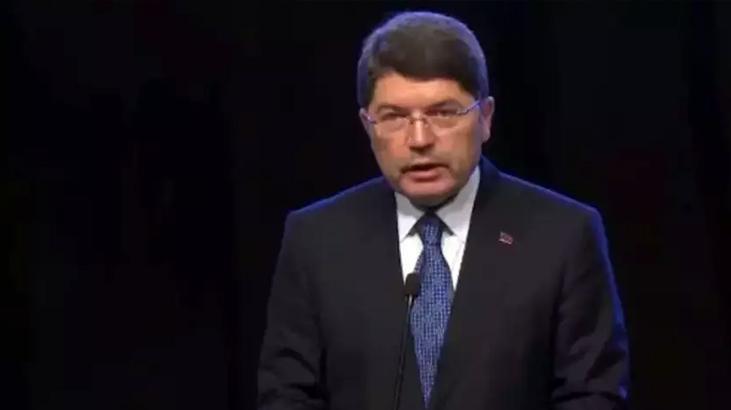 Seçim broşürü dağıtan vatandaşlara saldırmışlardı! Bakan Tunç: Şiddetle kınıyorum