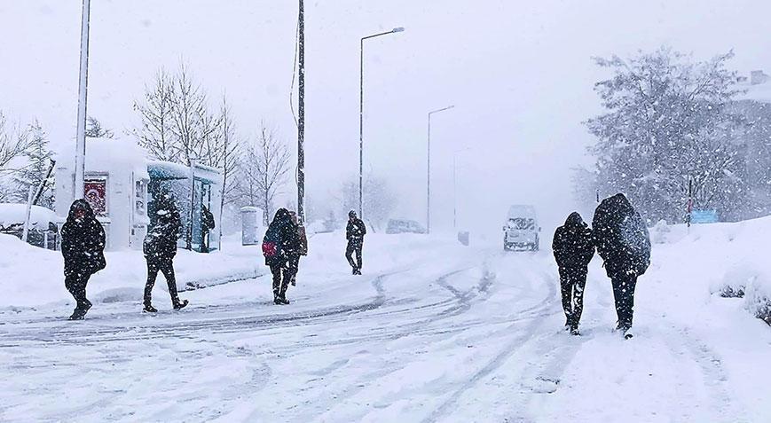 Bitlis’te eğitime kar engeli! Okullar tatil edildi