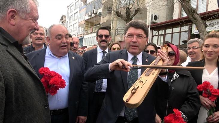 Adalet Bakanı Tunç’un seçim yasakları ile ilgili esprisi güldürdü