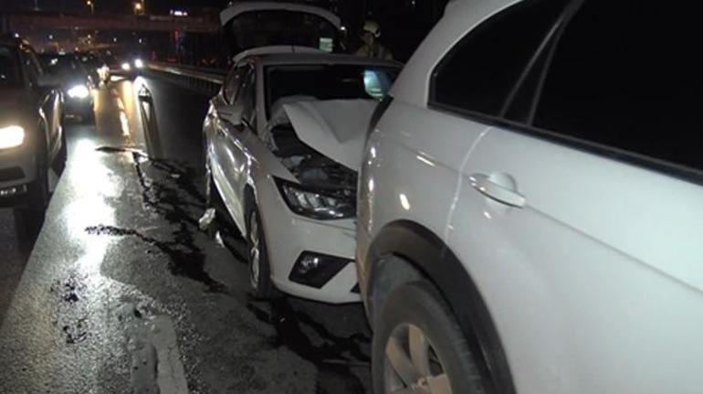 İstanbul Avcılar'da feci kaza! 4 araç birbirine girdi