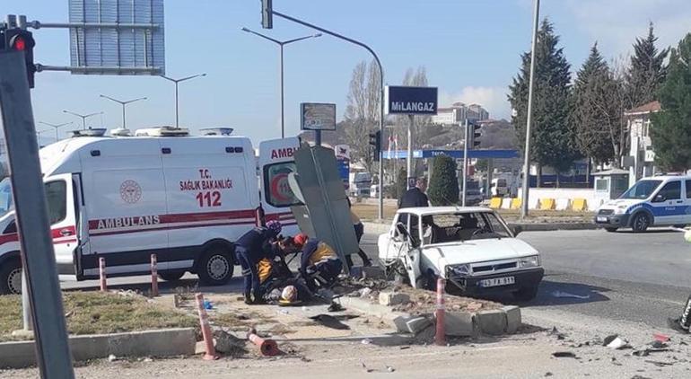 Kütahya'da otomobiller çarpıştı! 3 kişi öldü, 2 kişi yaralandı
