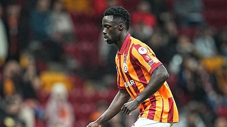 SON DAKİKA: Galatasaray'da sürpriz ayrılık! Yeni takımı belli oldu, menajeri İstanbul'a geldi