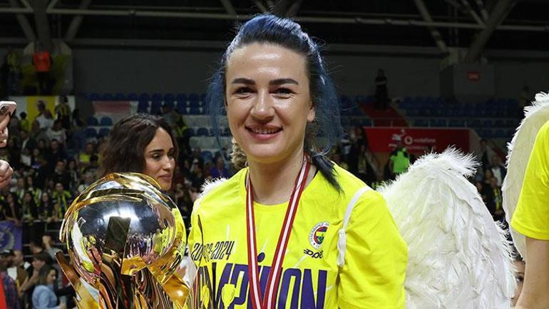 Fenerbahçe'de ayrılıklar belli oldu! Arina Fedorovtseva ve Melissa Vargas kararı