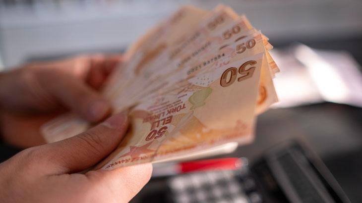 Yaşlı ve engelli aylıkları hesaplara yatırılıyor