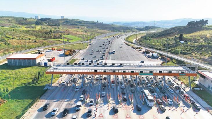 Tatilde otoyollardan 11.2 milyon araç geçti