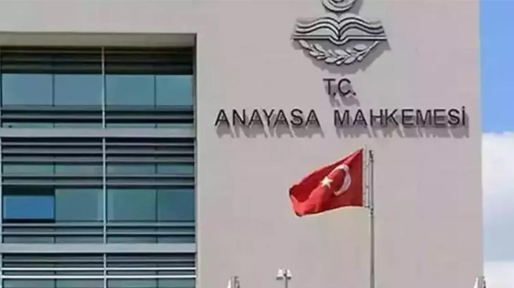 Resmi Gazete’de yayımlandı! Anayasa Mahkemesi Başkanvekilliğine Basri Bağcı seçildi