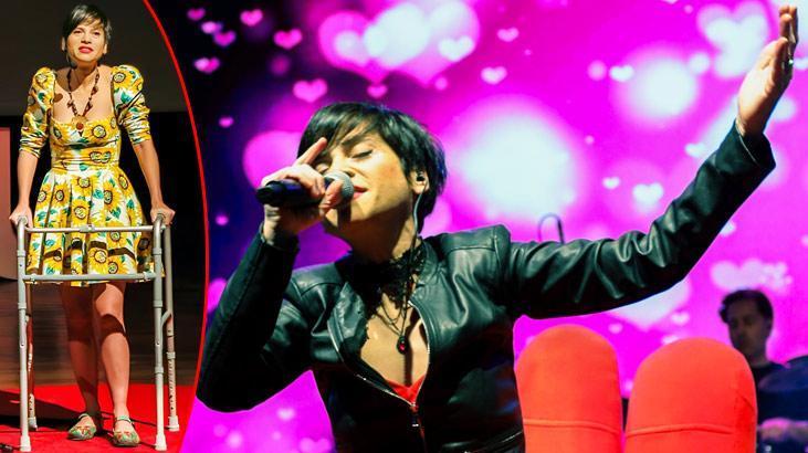 Aydilge koltuk değneklerini attı, sahneye çıktı!