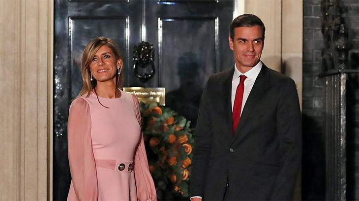 İspanya: Eşi yolsuzlukla suçlanan Başbakan Sanchez kamu görevlerini askıya aldı