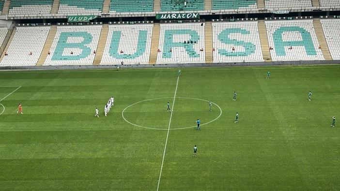 Esenler Erokspor'un rakibi sahaya U19'la çıkınca, Vanspor sahadan çekildi