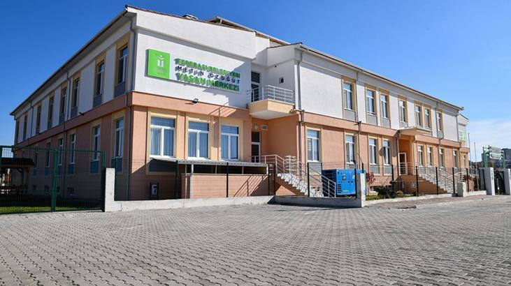 Kasadaki para günden güne azaldı! Zimmet skandalı ortaya çıktı