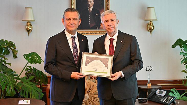 Özgür Özel’den Mansur Yavaş’a ziyaret