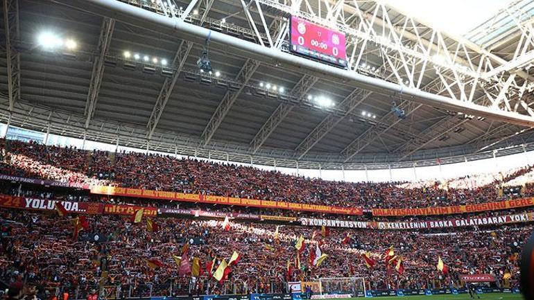 Galatasaray'a müthiş gelir! Forma ve hasılat beklentisi dudak uçuklattı