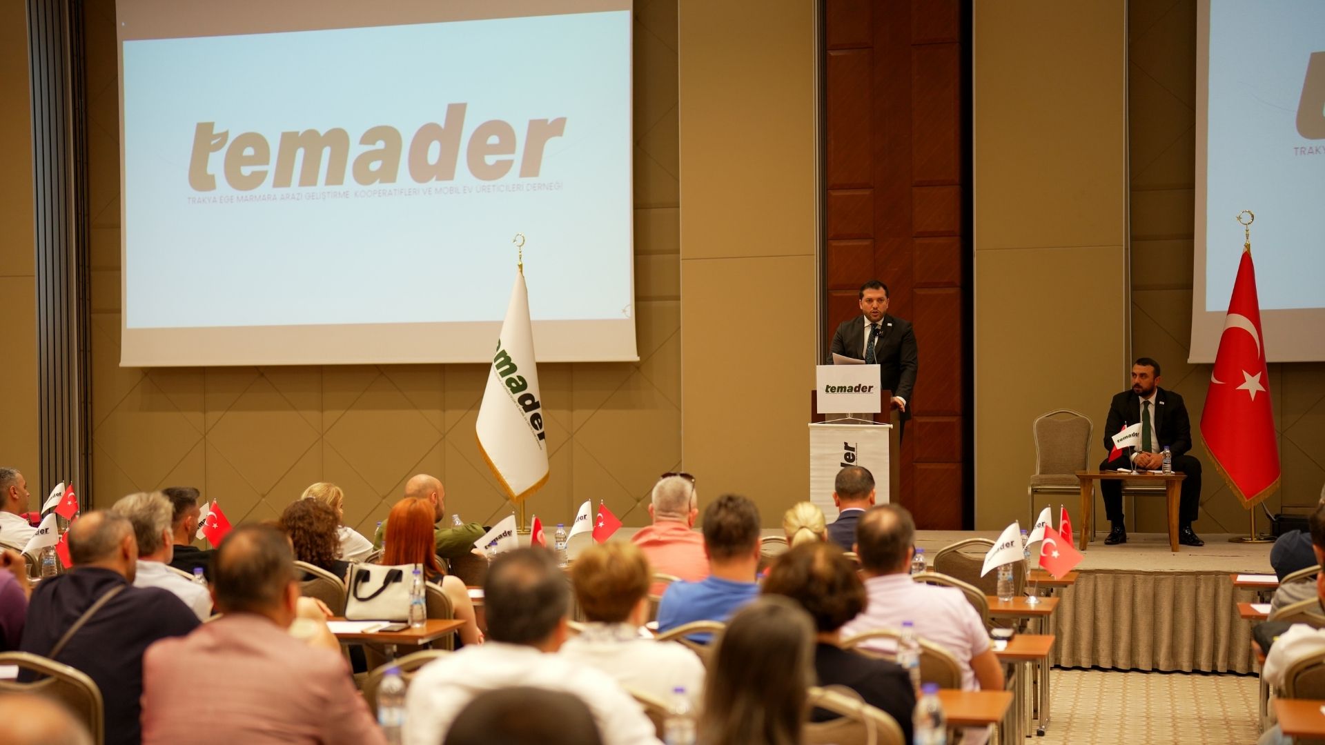 TEMADER Kurucusu Ali Akkaya’nın Çabaları ile Köy Okullarında Bakım ve Onarım