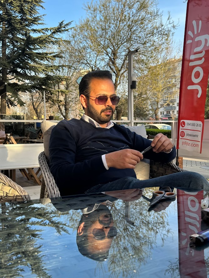 Sefer Sarıtaş ile JOLLY BULVAR ŞUBESİ’nden Sosyal Medya Dolandırıcılığına Karşı Bilinçlenme Çağrısı