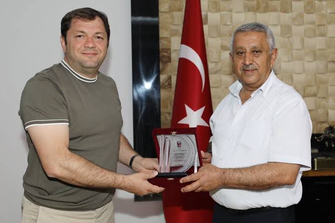 Nail Azbay’dan Afyonspor’un Başkanlık Sorunu ve Sportif A.Ş. Kuruluşu Üzerine Sorular