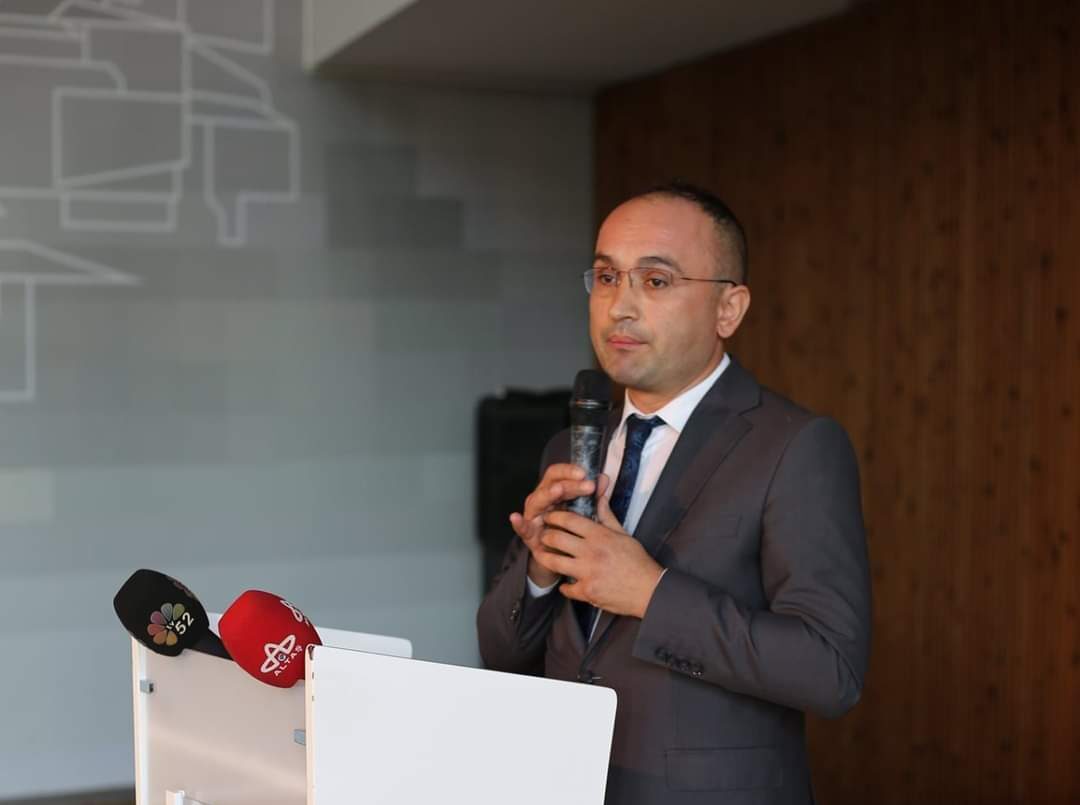 Hilmi Karayiğit ve Müşteri Memnuniyeti: Sektördeki Başarısının Sırrı