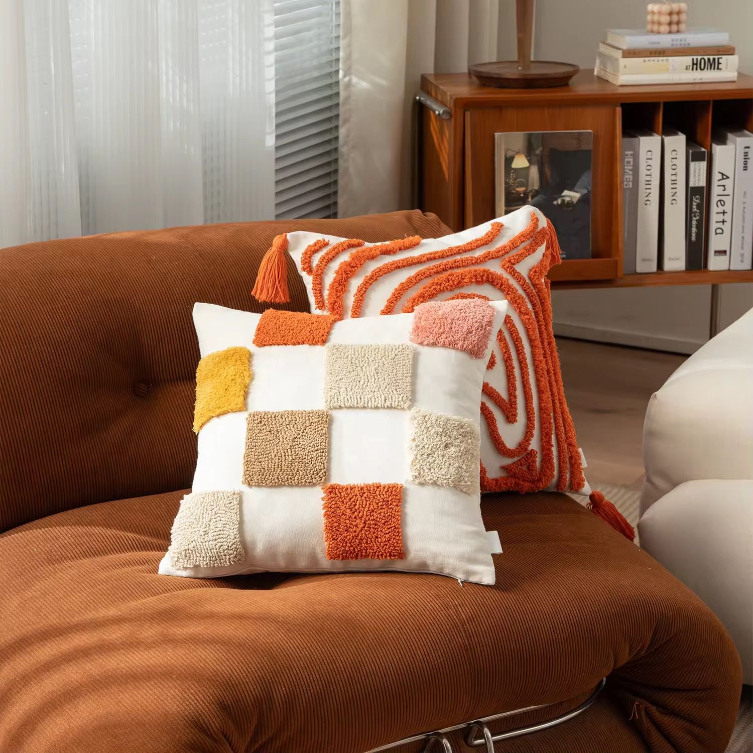 Punch Kırlent Kılıfı – www.kirlentdunyasi.com: Minimalist ve Modern Tasarımlarla Evinizi Şıklaştırın