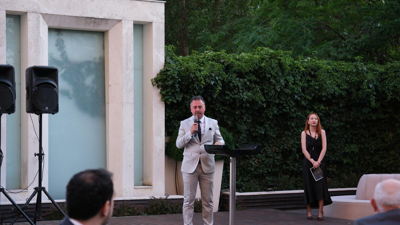 Kıbrıs Türk Cumhuriyeti’nin 51. Yılına Özel: “Ayşe Tatile Çıktı” İle Anlamlı Kutlama Gerçekleşiyor