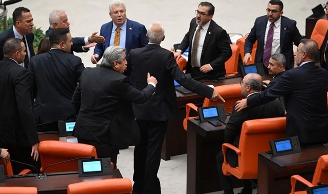 TBMM’de “Ayı” Tartışması: Varank’tan Hakaret, Başarır’dan Sert Yanıt!