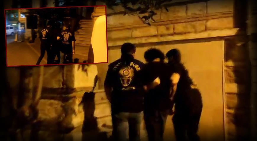 Fatih’te İkbal Uzuner’in Mezarı Başında Uygunsuz Davranış: 2 Şüpheli Gözaltında