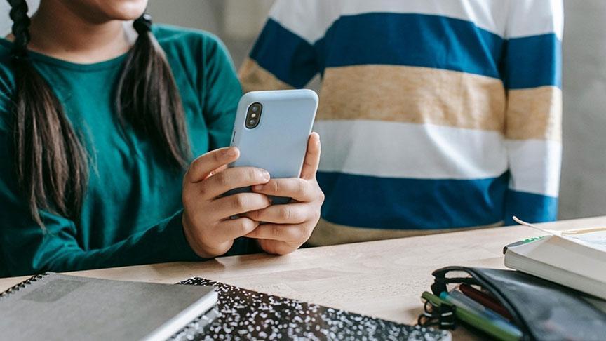 Sincan’da Beden Eğitimi Öğretmeni, Öğrencilere Müstehcen Fotoğraf Gönderdi: Tutuklandı