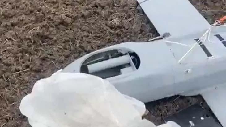 Paraşütü Açık Halde Bulundu: Manyas’ta Kimliği Belirsiz İHA Paniği