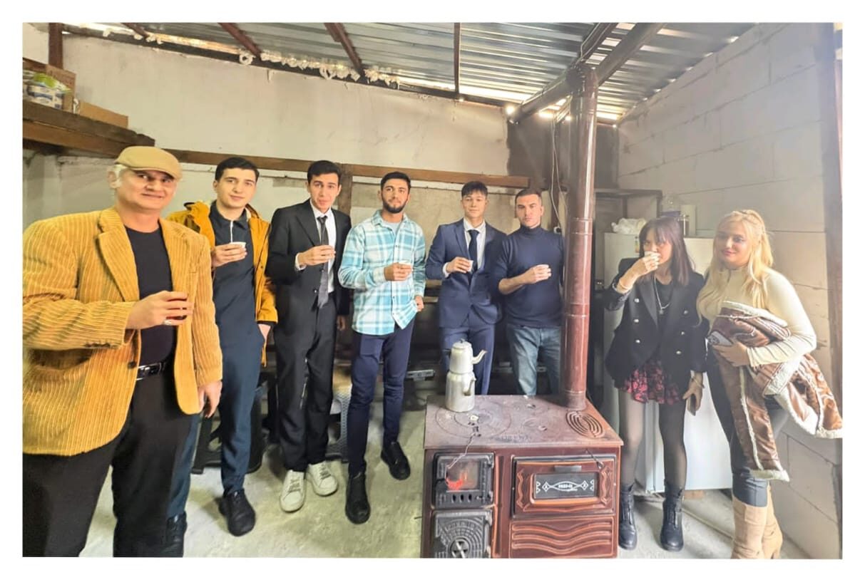 “3 2 1 KAOS” DİJİTAL PLATFORMDA FIRTINA GİBİ GELİYOR