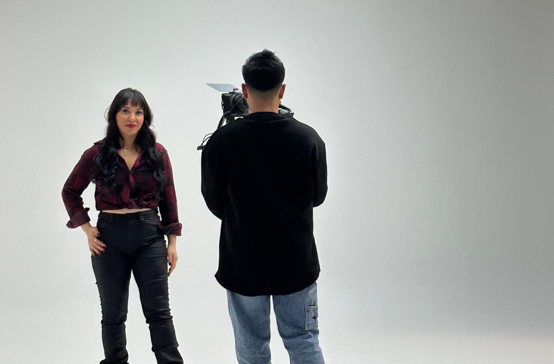 Magazin Kulisleri Yanıyor: Elif Gül’den Olay Üçleme Geliyor