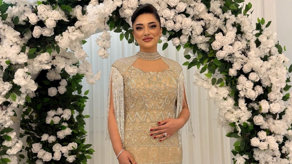 TUĞBA YÜCE MODA SEKTÖRÜNDEKİ BAŞARISIYLA ÖDÜLE LAYIK GÖRÜLDÜ