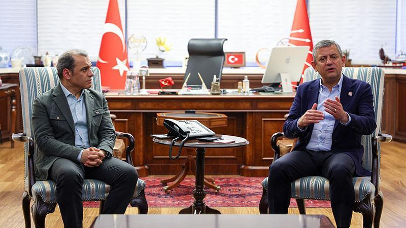 CHP Genel Merkezi’nde “Kurultay Davası” Görüşmeleri Sürüyor