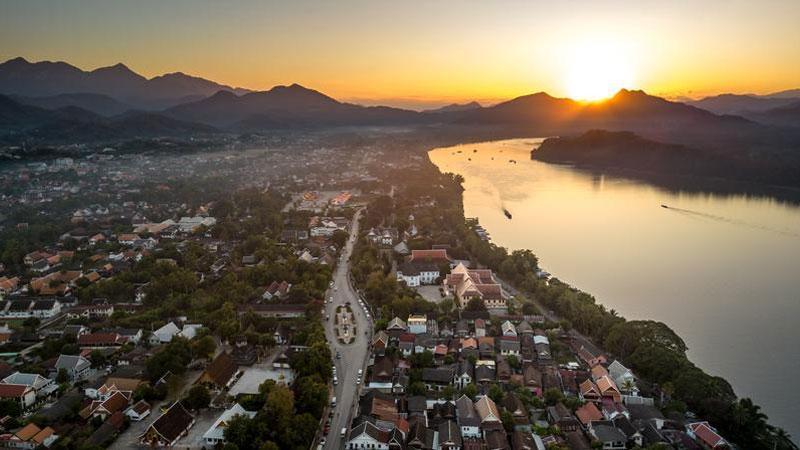 LAOS’TA MAĞARADA DRAM! 5 KİŞİ KURTARILDI, 2 KİŞİ İÇİN ZAMANLA YARIŞ