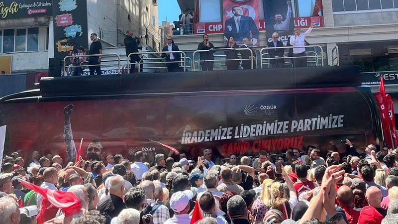 CHP’de Bayramlaşma Programında Özgür Özel’den Sert Mesajlar