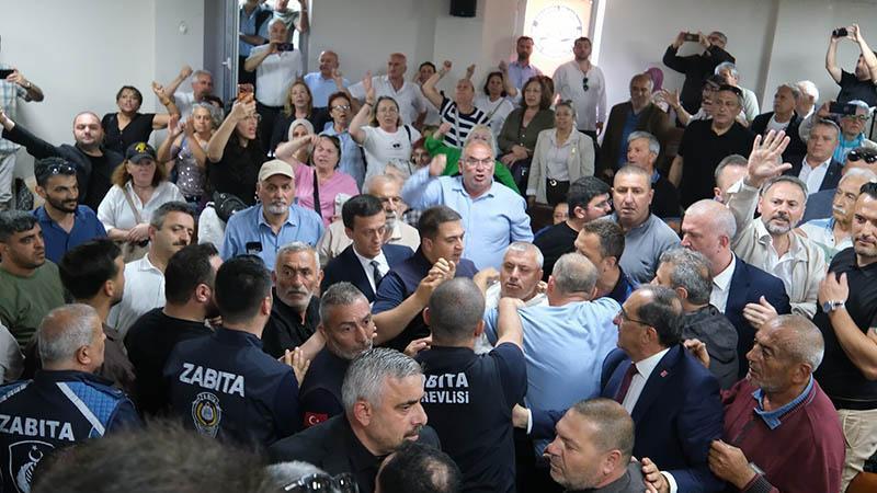 Akçakoca Belediyesi’nde Başkanvekili Seçimi: AK Parti Adayı Ünal Göreve Geldi